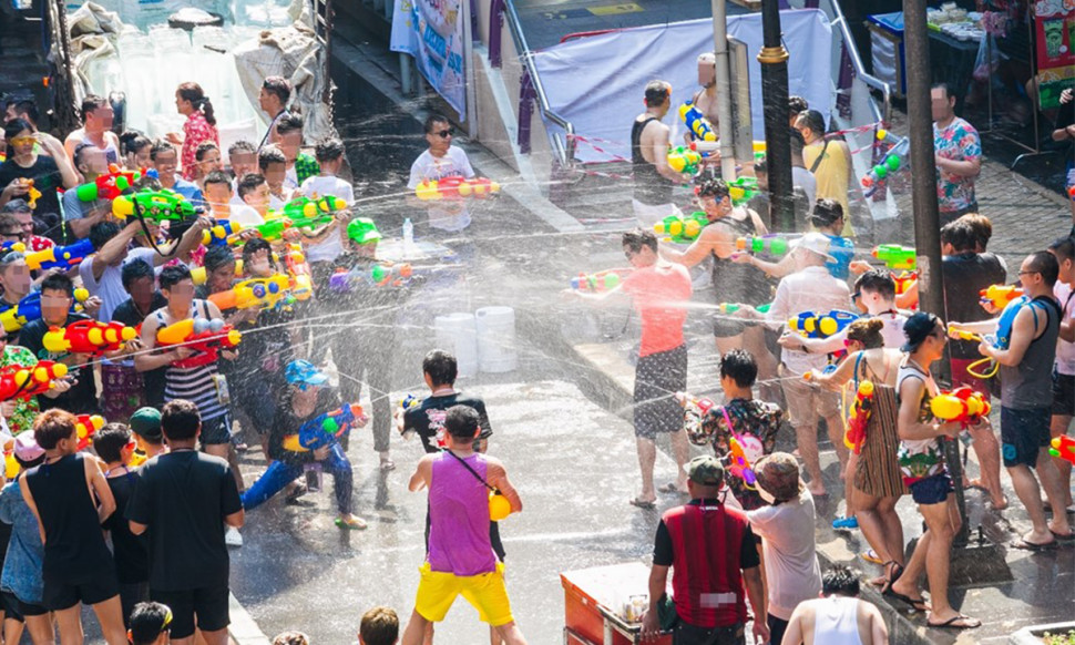 តាមពិត ការលេងទឹកពេលចូលឆ្នាំមានអត្ថន័យល្អ ហើយត្រូវបាន