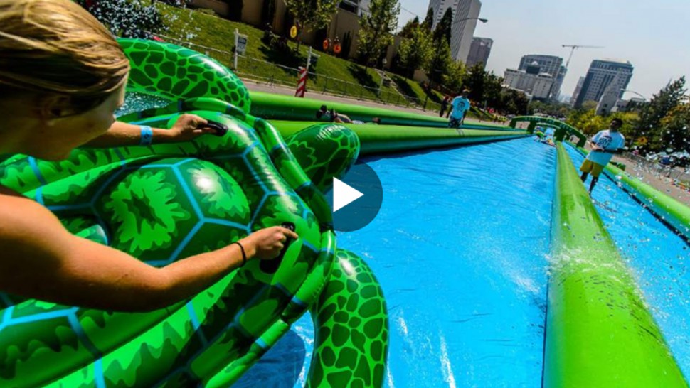 ដឹង តែ សប្បាយ ម៉ង! ពោង រអិល យក្ស Giant Slide នឹង ដាក់ ឲ្យ លេង កម្សាន្ត